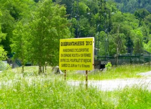 road closed sign