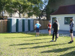 toilet queues