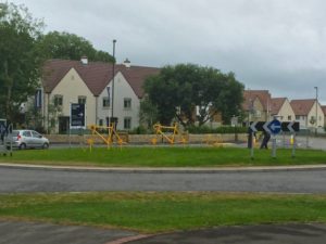 yellow bike roundabout