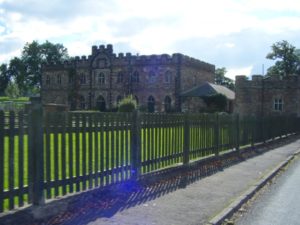 24-berkeley-castle